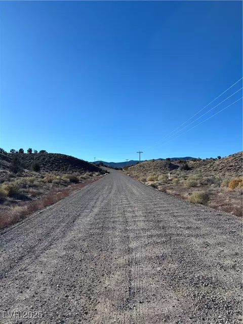 Mabel Trail, Caliente, NV 89008 photo 8