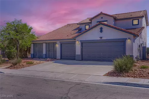 8061 Petunia Flower Way, Las Vegas, NV 89147