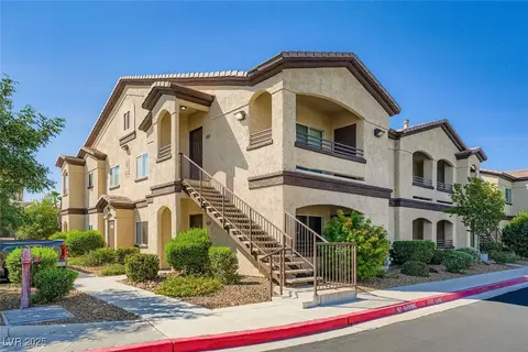 2291 W Horizon Ridge Pkwy #10155, Henderson, NV 89052