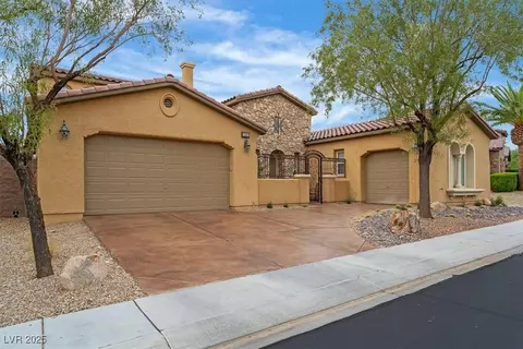 7351 Salvadora Pl, Las Vegas, NV 89113