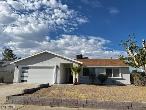419 Chateau Dr, Henderson, NV 89002