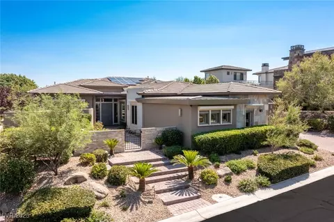 18 Midnight Ridge Dr, Las Vegas, NV 89135