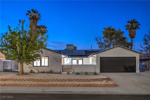 3676 N Braewood Ave, Las Vegas, NV 89120
