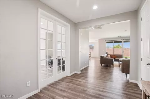 Entry Way - 172 Lunga Ave, Henderson, NV 89011 photo 1 of 3