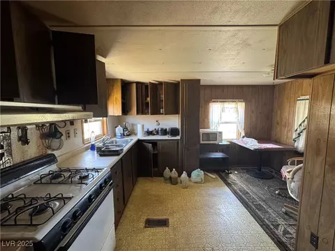 25 N Main St, Ely, NV 89301 photo 32