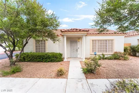 5401 Geneive Ln #101, Las Vegas, NV 89108