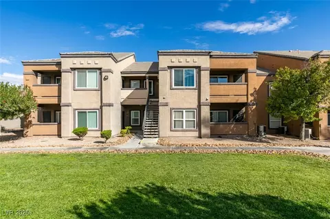 6650 W Warm Springs Rd #2118, Las Vegas, NV 89118