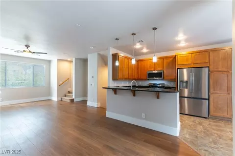 9050 W Tropicana Ave #1107, Las Vegas, NV 89147