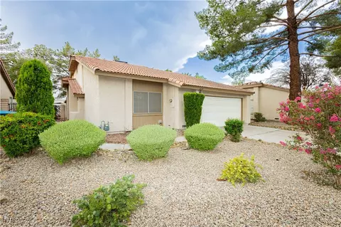3619 Edinburgh Dr, Las Vegas, NV 89103