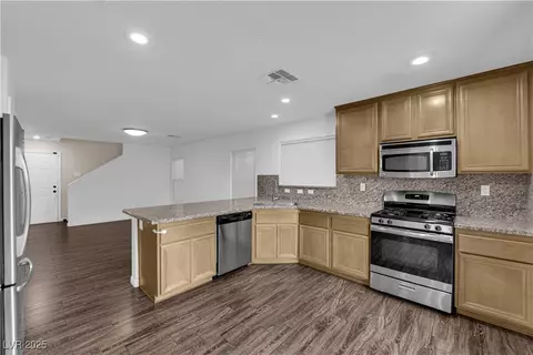 4224 Perfect Drift St, Las Vegas, NV 89129
