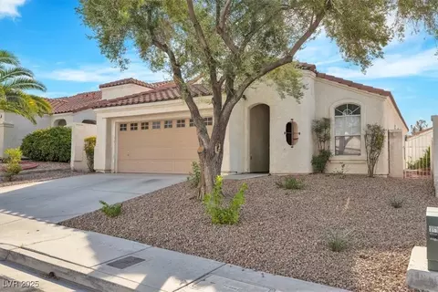 211 Misty Garden St, Henderson, NV 89012