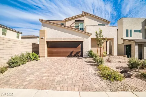 10204 Kern Peak St, Las Vegas, NV 89166