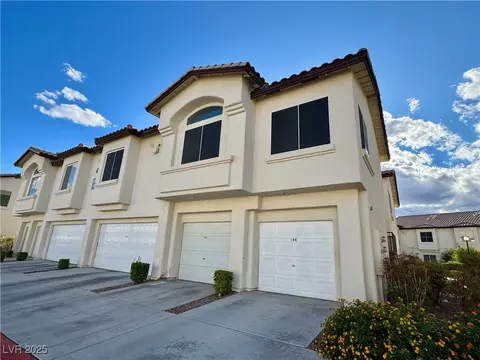 4821 Black Bear Rd #203, Las Vegas, NV 89149