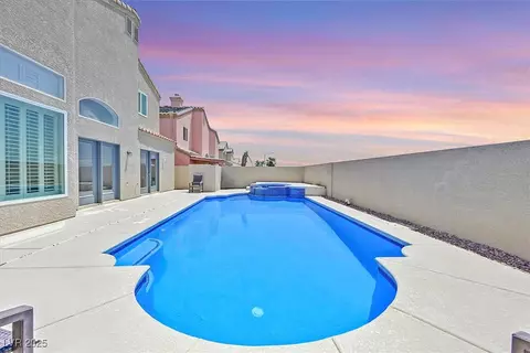 8887 Mia Moore Ave, Las Vegas, NV 89147