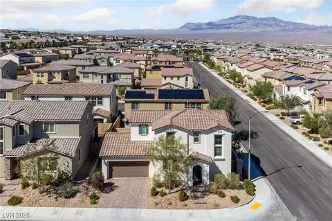 10260 Bark Pine Ct, Las Vegas, NV 89166