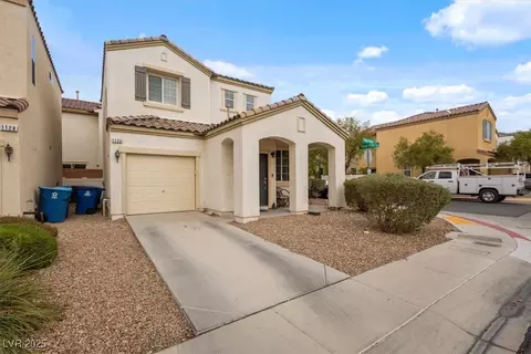 1136 Village Crossing Ln, Las Vegas, NV 89183