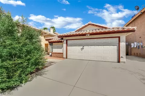 6960 Wine River Dr, Las Vegas, NV 89119
