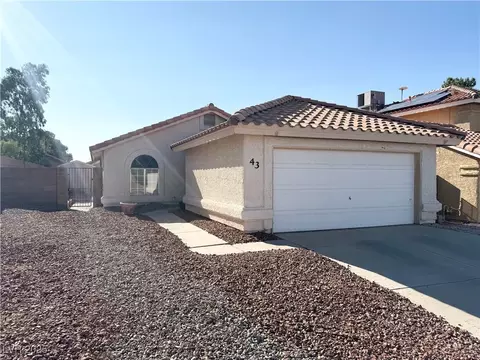 43 Fantasia Ln, Henderson, NV 89074