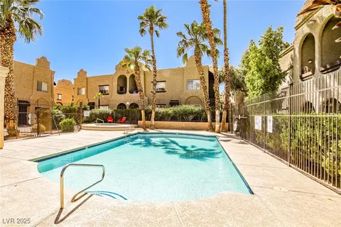 5191 Pioneer Ave #101, Las Vegas, NV 89146