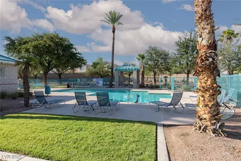 Exterior - 2186 Eaglecloud Dr, Henderson, NV 89074 photo 7 of 9