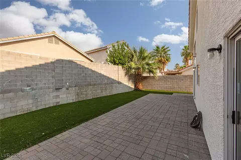 Exterior - 2186 Eaglecloud Dr, Henderson, NV 89074 photo 3 of 9