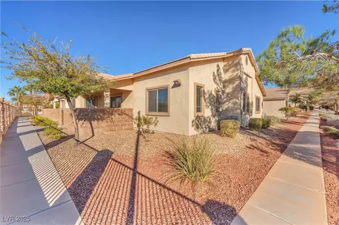 2050 N Los Feliz St #102, Las Vegas, NV 89156