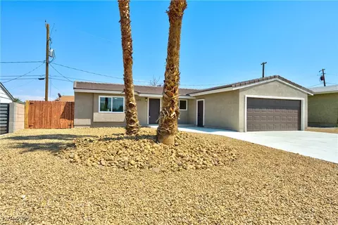 1211 Toledo St, Henderson, NV 89015
