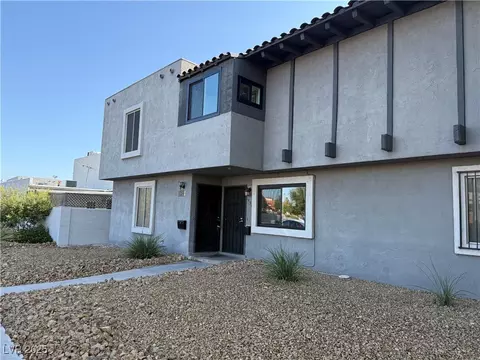 1452 N Jones Blvd, Las Vegas, NV 89108