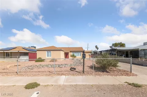 110 Dogwood St, Henderson, NV 89015
