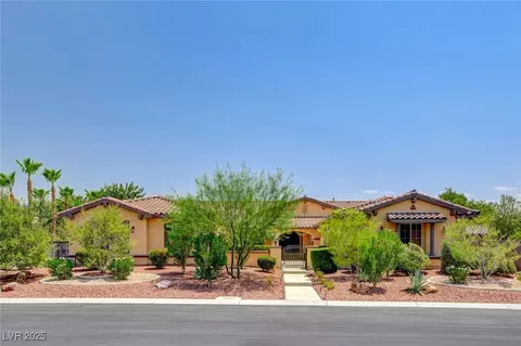 7504 Via Del Mar St, Las Vegas, NV 89131