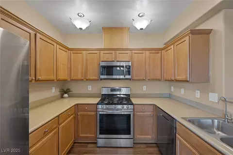 4625 Centisimo Dr #202, North Las Vegas, NV 89084