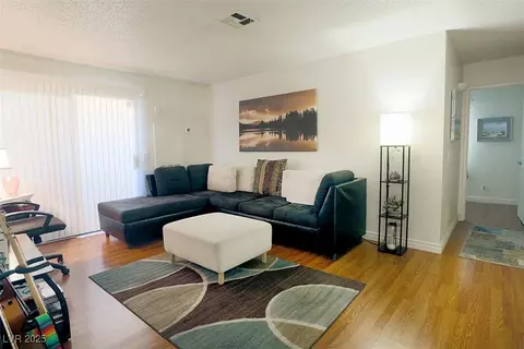 3151 Soaring Gulls Dr #1037, Las Vegas, NV 89128