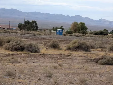 5341 N Timberland Dr, Pahrump, NV 89060