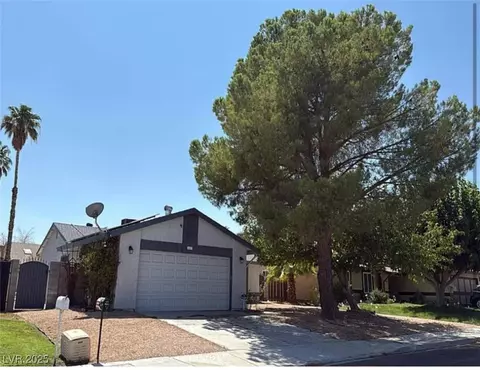6429 Roy Rogers Dr, Las Vegas, NV 89108