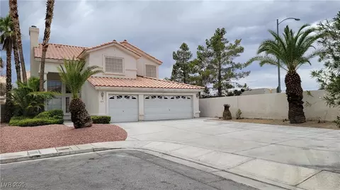 1211 Silver Knoll Ave, Las Vegas, NV 89123