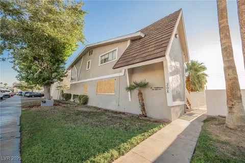 208 Orland St #10, Las Vegas, NV 89107