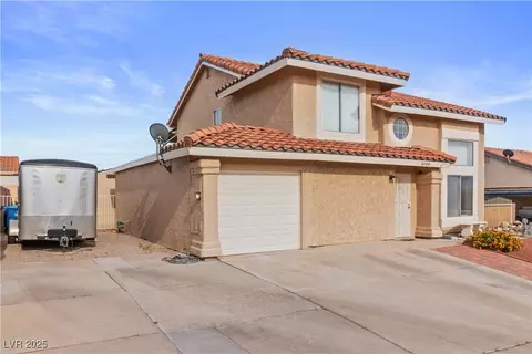 Exterior - 3008 Soledad Dr, Laughlin, NV 89029 photo 12 of 33