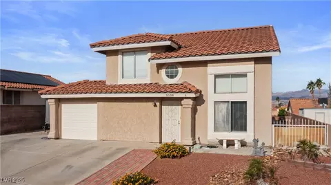 Exterior - 3008 Soledad Dr, Laughlin, NV 89029 photo 20 of 33