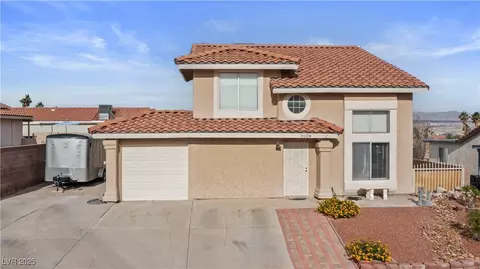 Exterior - 3008 Soledad Dr, Laughlin, NV 89029 photo 18 of 33