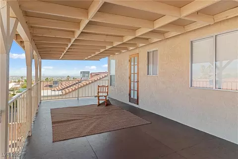 Exterior - 3008 Soledad Dr, Laughlin, NV 89029 photo 4 of 33
