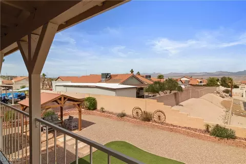 Exterior - 3008 Soledad Dr, Laughlin, NV 89029 photo 11 of 33