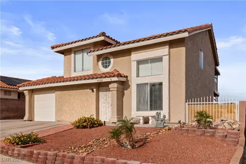 Exterior - 3008 Soledad Dr, Laughlin, NV 89029 photo 15 of 33