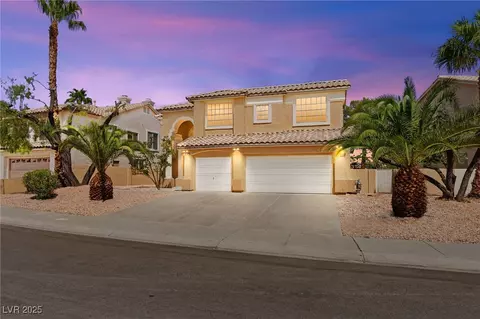 7824 Riviera Beach Dr, Las Vegas, NV 89128