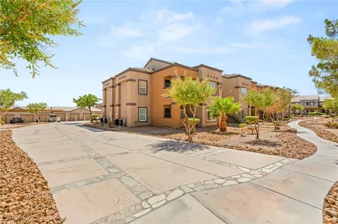 6650 W Warm Springs Rd #2025, Las Vegas, NV 89118