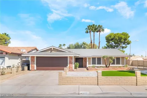 2700 Osborne Ln, Henderson, NV 89014