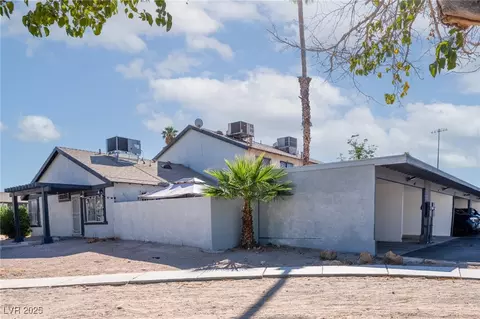 4001 Danford Pl, Las Vegas, NV 89102