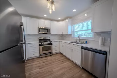 2881 Violet Ln #2881, Henderson, NV 89074