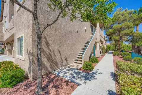 2000 Gravel Hill St #203, Las Vegas, NV 89117