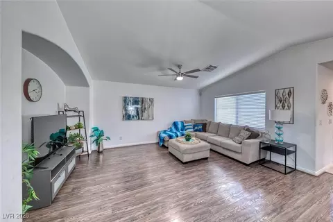 8567 Little Fox St, Las Vegas, NV 89123