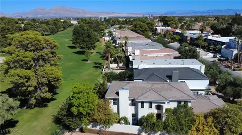 820 Vegas Valley Dr, Las Vegas, NV 89109